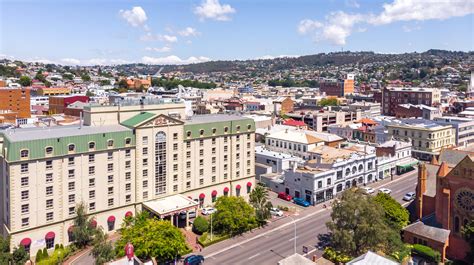 list of hotels in launceston.